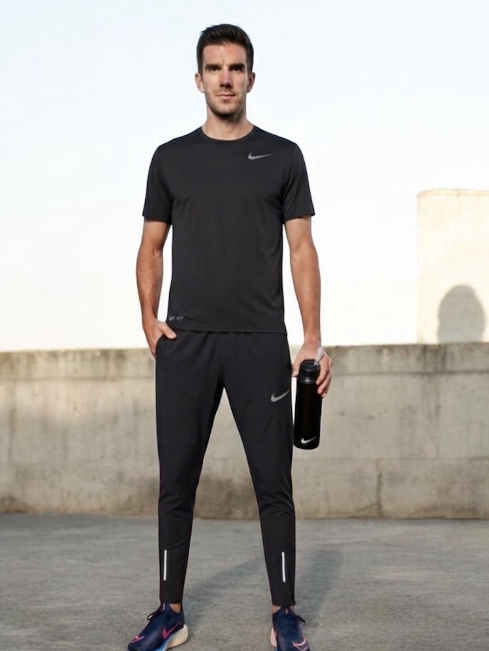 Nike Dri-Fit Reflective Training 
Sports Quick Dry Long Pants Size Large